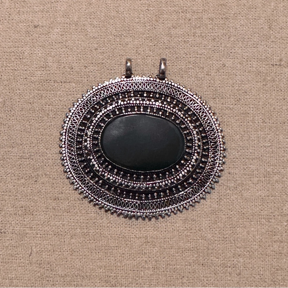 Vintage | Pendant | Vintage Turkman Pendant in Silver with Green Agate